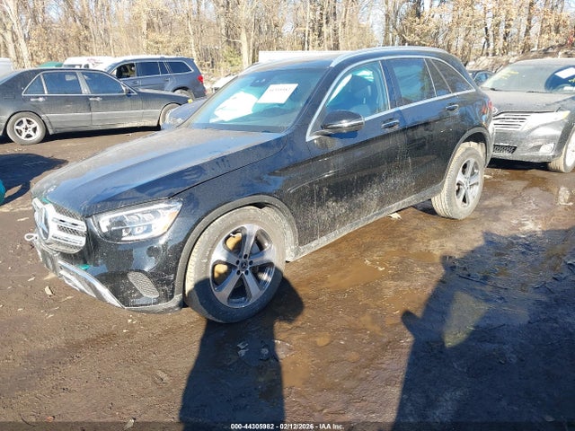 44305982 :رقم المزاد ، W1N0G8EB6NG121353 vin ، 2022 Mercedes-benz Glc 300 4matic Suv مزاد بيع