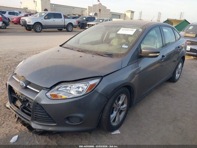 Ford FOCUS SE 2014 1FADP3F2XEL390141 Image 2