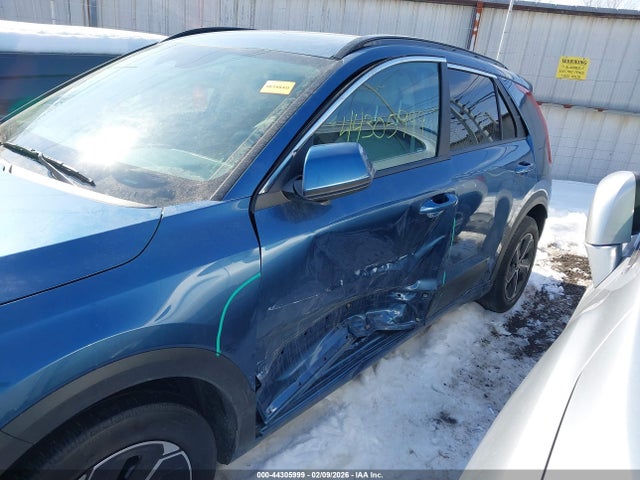 2025 Kia Niro Ex მანქანა იყიდება აუქციონზე, vin: KNDCR3LE5S5247290, აუქციონის ნომერი: 44305999
