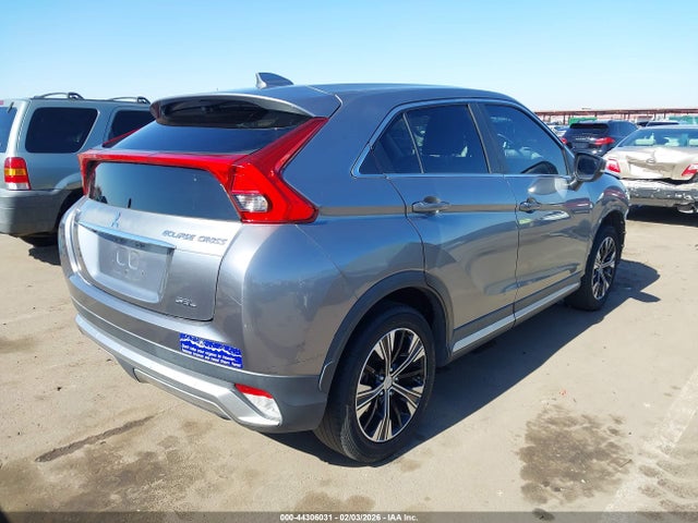 2018 MITSUBISHI ECLIPSE CROSS JA4AT5AA8JZ041323 Photo 3