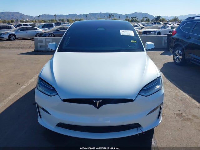 Tesla Model X Plaid Tri Motor All-wheel Drive 2022 7SAXCBE62NF332953 Image 11