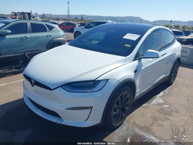 2022 TESLA MODEL X 7SAXCBE62NF332953 Photo 1