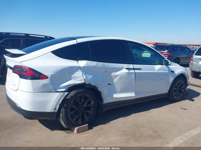 2022 TESLA MODEL X 7SAXCBE62NF332953 Photo 5