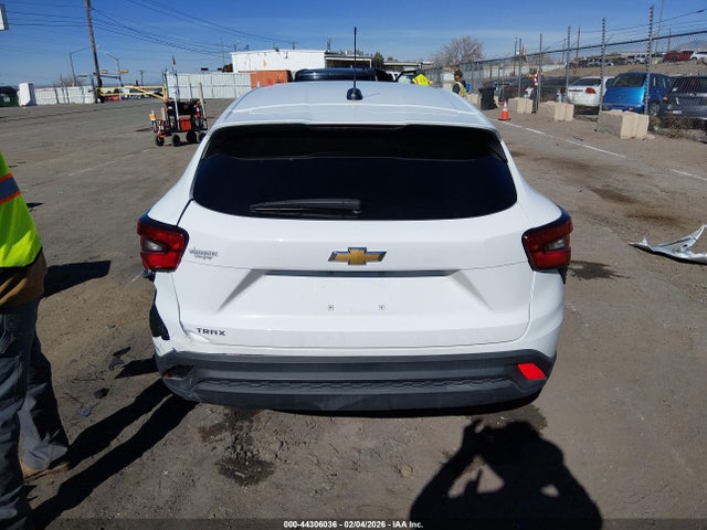 2025 Chevrolet Trax Fwd Ls მანქანა იყიდება აუქციონზე, vin: KL77LFEP2SC300409, აუქციონის ნომერი: 44306036