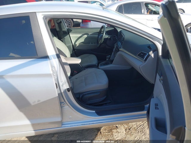 5NPD94LA9HH116105 Hyundai Elantra Eco
