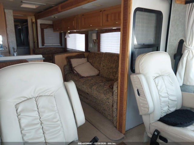 Продажа на аукционе авто 2004 Roadmaster Rail Monocoque, vin: 1RF51336141027334, номер лота: 44306067