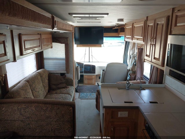 Продажа на аукционе авто 2004 Roadmaster Rail Monocoque, vin: 1RF51336141027334, номер лота: 44306067