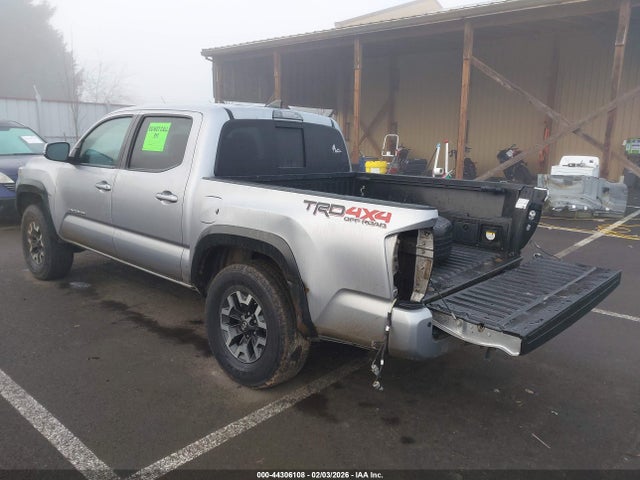 2019 TOYOTA TACOMA 5TFCZ5AN7KX188875 Photo 2