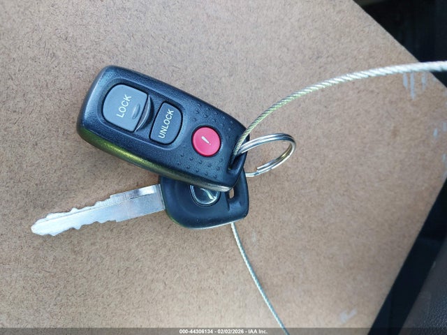 2004 MAZDA MAZDA3 JM1BK343341104507 Photo 10