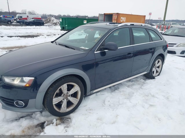 2013 Audi Allroad 2.0t Premium Plus მანქანა იყიდება აუქციონზე, vin: WA1UFAFL7DA081421, აუქციონის ნომერი: 44306157