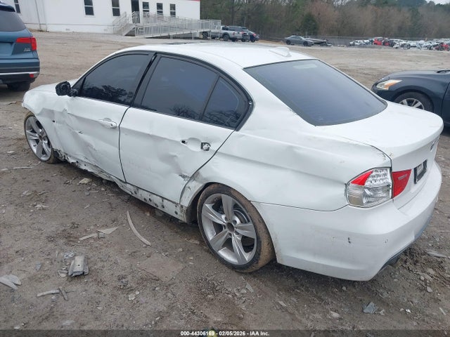 2011 BMW 335I WBAPM5G57BNN01178 Photo 2