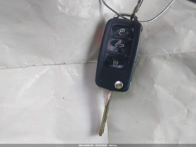 Aukcja sprzedaży 2012 Volkswagen Passat 2.5l S, vin: 1VWAP7A3XCC069263, numer aukcji: 44306180