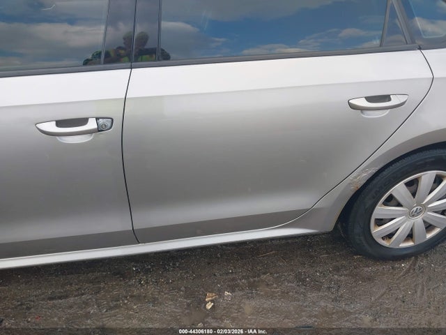 Aukcja sprzedaży 2012 Volkswagen Passat 2.5l S, vin: 1VWAP7A3XCC069263, numer aukcji: 44306180