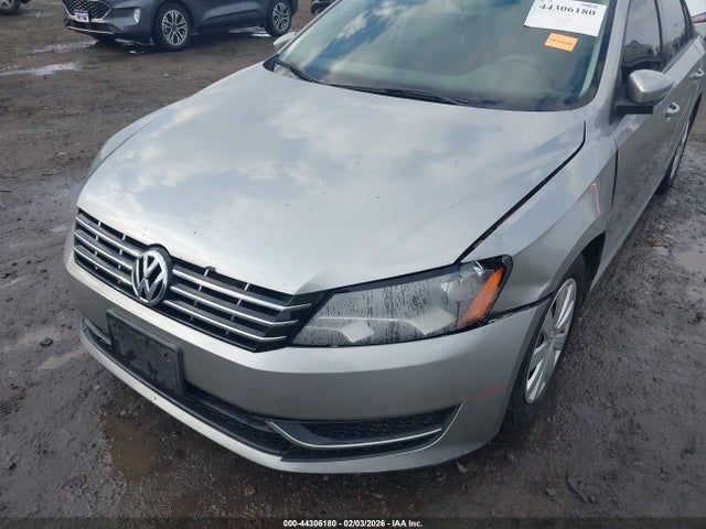 Aukcja sprzedaży 2012 Volkswagen Passat 2.5l S, vin: 1VWAP7A3XCC069263, numer aukcji: 44306180
