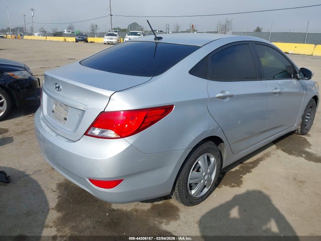KMHCT4AE1HU188582 Hyundai ACCENT SE