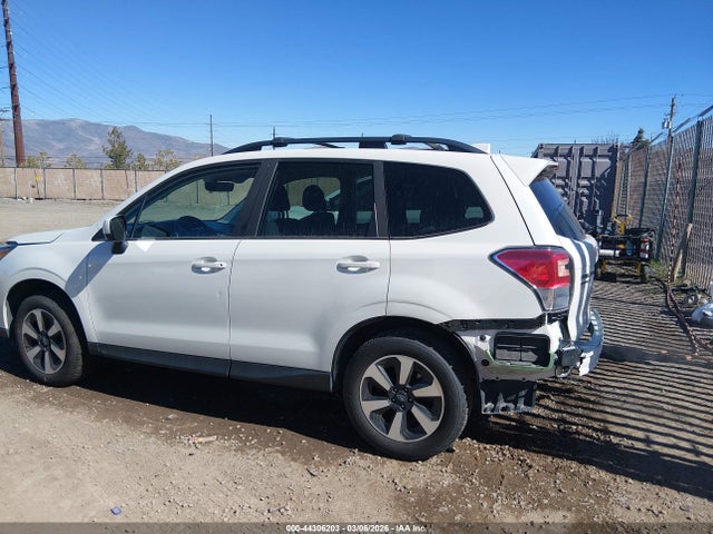 JF2SJAGC0JH416145 Subaru Forester 2.5i Premium