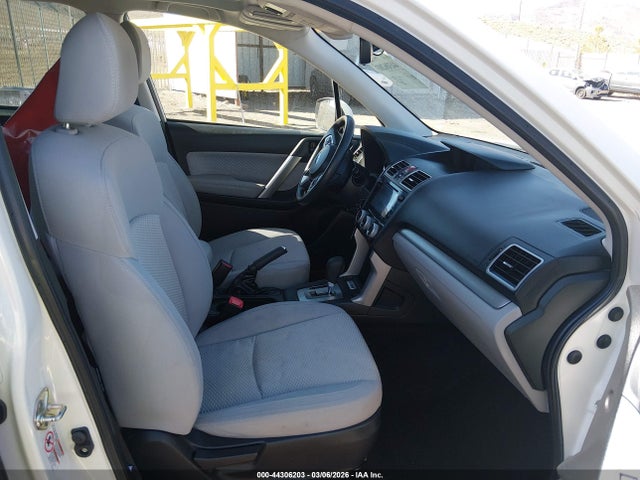 JF2SJAGC0JH416145 Subaru Forester 2.5i Premium