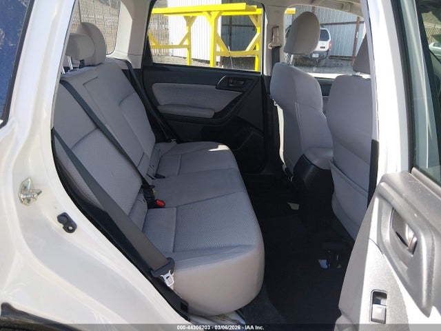 JF2SJAGC0JH416145 Subaru Forester 2.5i Premium
