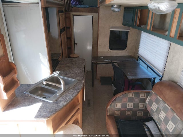 44306204 :رقم المزاد ، 4YDF371228R801088 vin ، 2008 Keystone Rv Raptor مزاد بيع