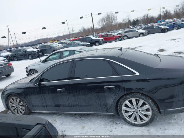 Продаж на аукціоні авто 2016 Audi A8 L 3.0t, vin: WAU34AFD0GN019711, номер лоту: 44306205