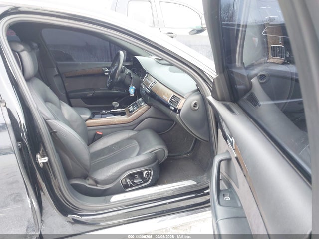 2016 AUDI A8 L WAU34AFD0GN019711 Photo 4