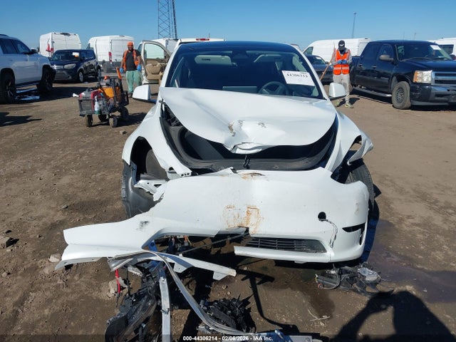 44306214 :رقم المزاد ، 7SAYGAEE6PF664729 vin ، 2023 Tesla Model Y Awd/long Range Dual Motor All-wheel Drive مزاد بيع