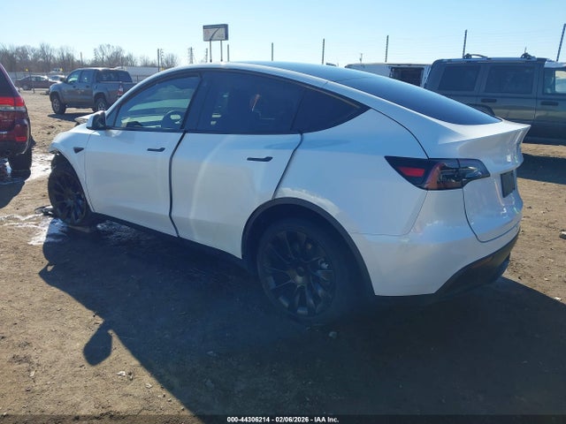 44306214 :رقم المزاد ، 7SAYGAEE6PF664729 vin ، 2023 Tesla Model Y Awd/long Range Dual Motor All-wheel Drive مزاد بيع