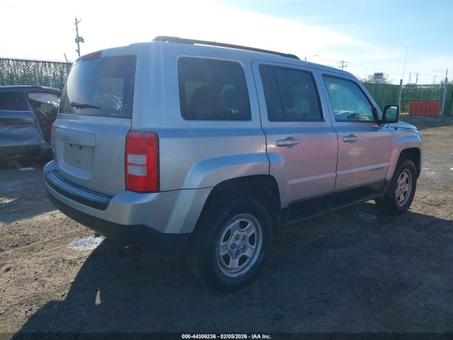 2012 JEEP PATRIOT 1C4NJRBB0CD610872 Photo 3