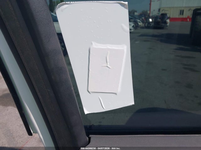 2023 RIVIAN R1S 7PDSGABA6PN017536 Photo 10