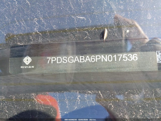 2023 RIVIAN R1S 7PDSGABA6PN017536 Photo 8