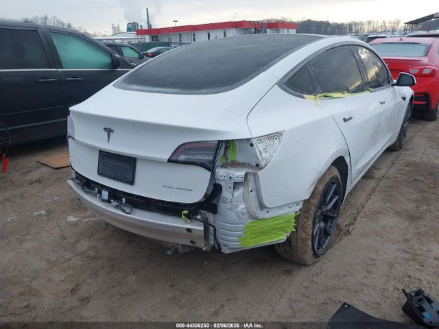 Продажа на аукционе авто 2022 Tesla Model 3 Long Range Dual Motor All-wheel Drive, vin: 5YJ3E1EB0NF197372, номер лота: 44306250