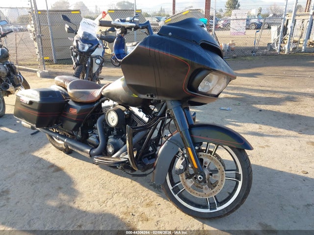 2015 HARLEY-DAVIDSON FLTRXS 1HD1KTM3XFB698567