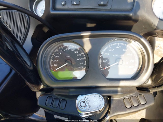 1HD1KTM3XFB698567 Harley-Davidson Fltrxs Road Glide Special