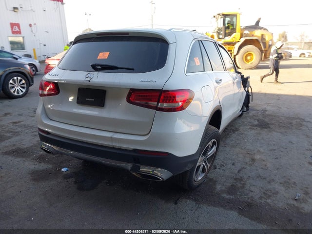 WDC0G4KB3JV070026 Mercedes-Benz Glc 300 4matic