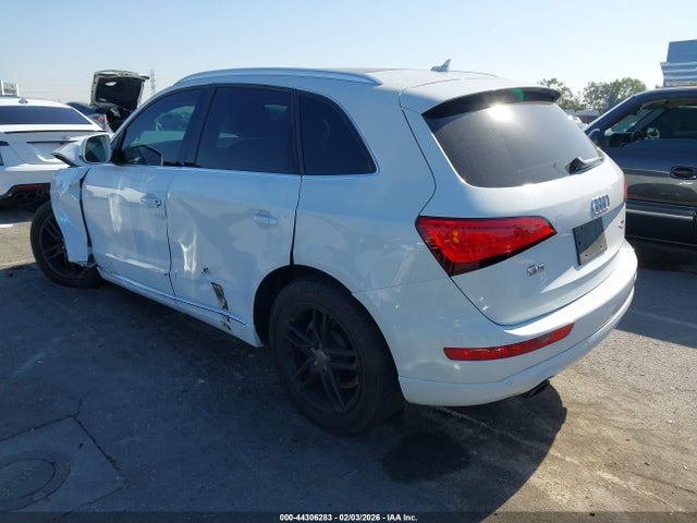 2014 AUDI Q5 WA1LFAFP6EA032744 Photo 2
