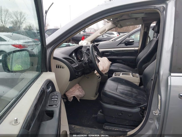 Продаж на аукціоні авто 2015 Chrysler Town & Country Touring-l, vin: 2C4RC1CGXFR620298, номер лоту: 44306285