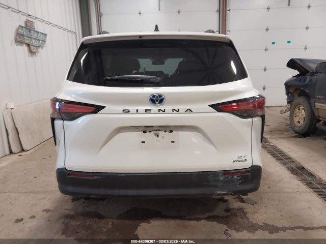 5TDJRKEC7MS002646 Toyota SIENNA XLE