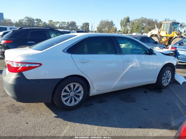 Toyota CAMRY LE 2016 4T4BF1FK0GR541737 Image 13