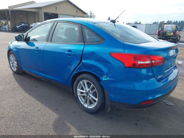 Ford FOCUS SE 2016 1FADP3F2XGL319489 Image 3