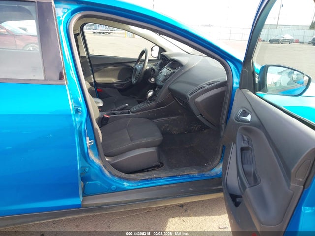 Ford FOCUS SE 2016 1FADP3F2XGL319489 Image 5