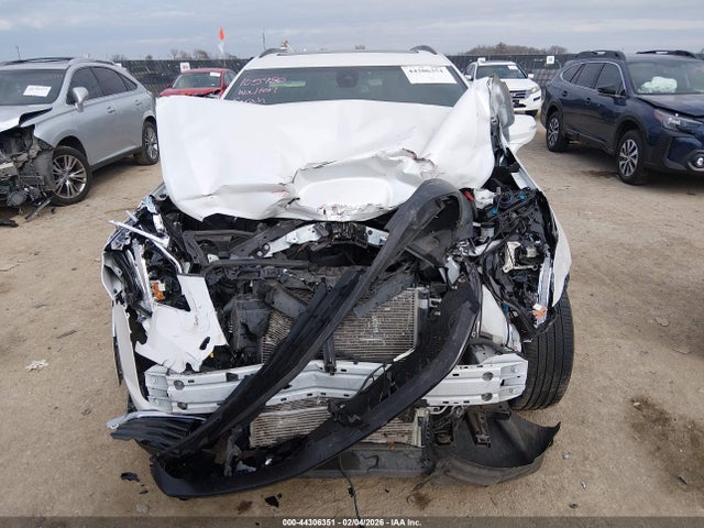 Продажа на аукционе авто 2023 Cadillac Xt5 Awd Sport, vin: 1GYKNGRS7PZ122040, номер лота: 44306351