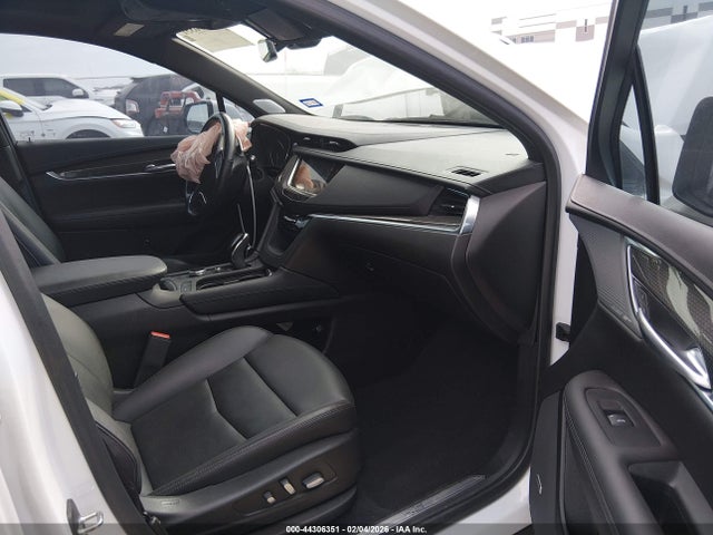 2023 CADILLAC XT5 1GYKNGRS7PZ122040 Photo 4