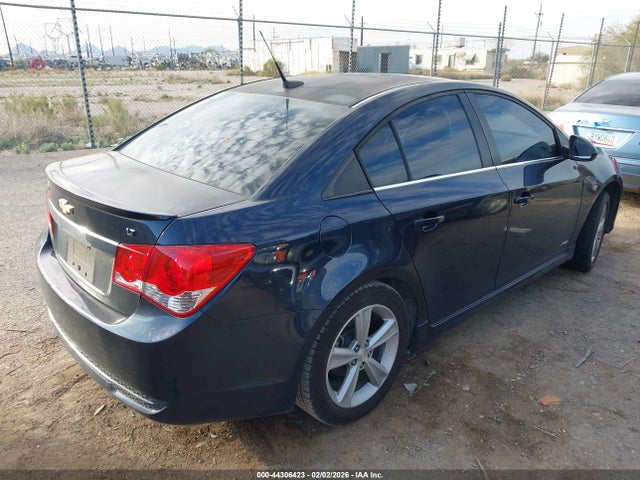 2014 CHEVROLET CRUZE 1G1PE5SB1E7340096 Photo 3
