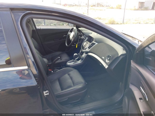 2014 CHEVROLET CRUZE 1G1PE5SB1E7340096 Photo 4