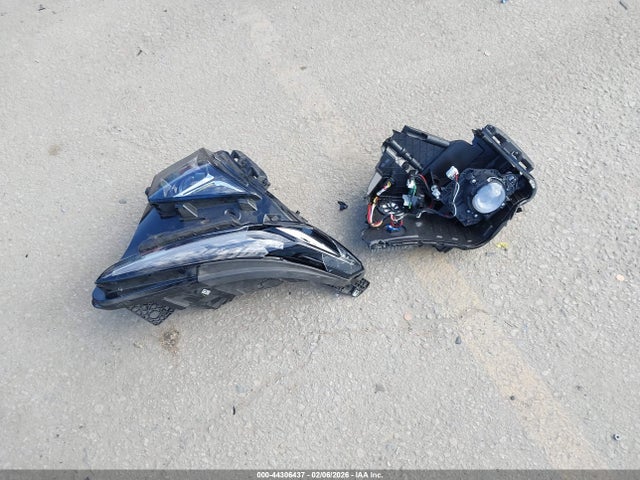 1G1FY6S0XP4145450 Chevrolet Bolt Euv Fwd Lt
