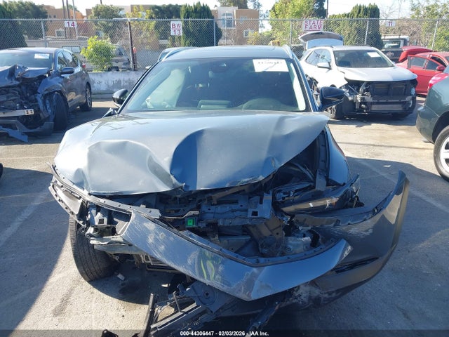3MVDMBCMXPM571372 Mazda Cx-30 2.5 S Carbon Edition