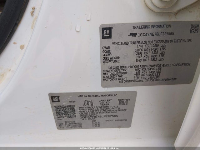 1GC4YNE78LF297565 Chevrolet Silverado 2500hd 4wd Standard Bed Lt