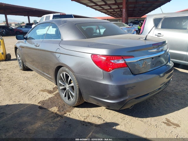 Chrysler 200 S 2014 1C3BCBGG9EN163307 Image 3