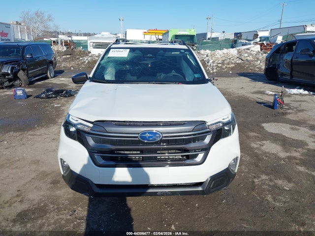 Subaru Forester Premium 2025 JF2SLDDC0SH403607 Image 12