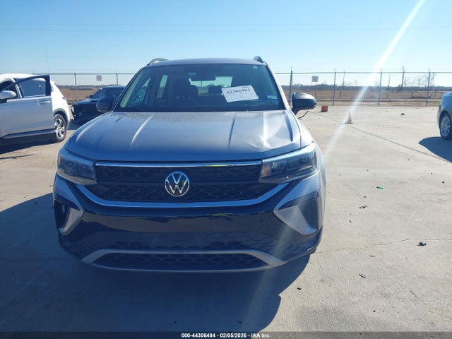 3VVCX7B22NM007036 Volkswagen Taos 1.5t S